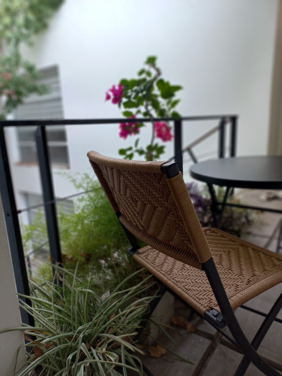 Banqueta restaurada con técnica de encordado – Mendoza